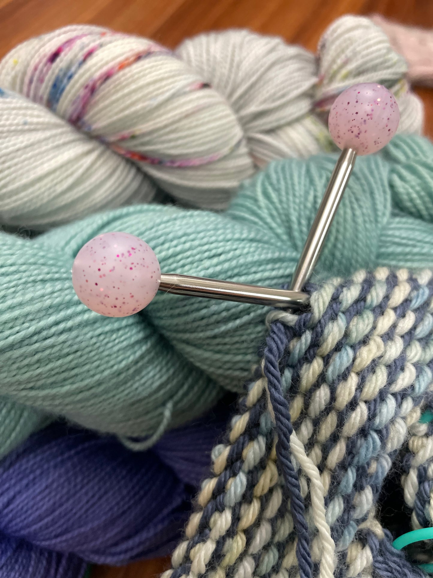 Pink Glitter Round Stitch Stoppers